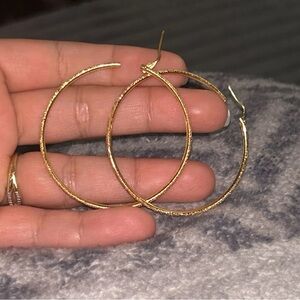 750 Elegant Gold Hoop Earrings